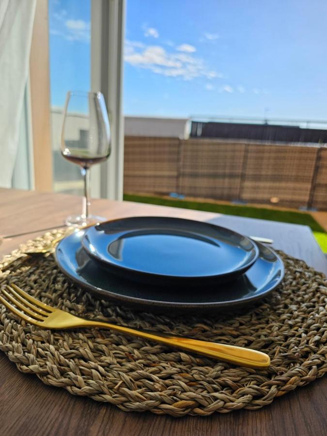 Stylish Rooftop Avec Terrasse A 2pas De Paris *